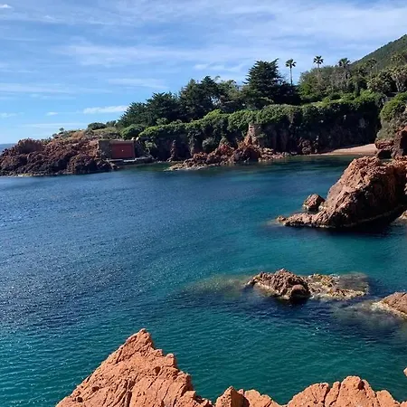 Cap Neree Petit Coin De Paradis Pieds Dans L Eau