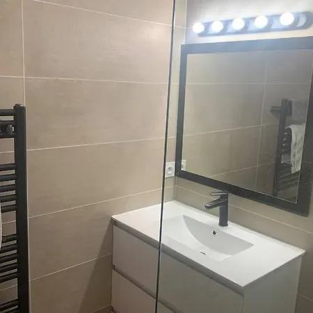 Appartamento Cap Neree Petit Coin De Paradis Pieds Dans L Eau Saint-Raphaël