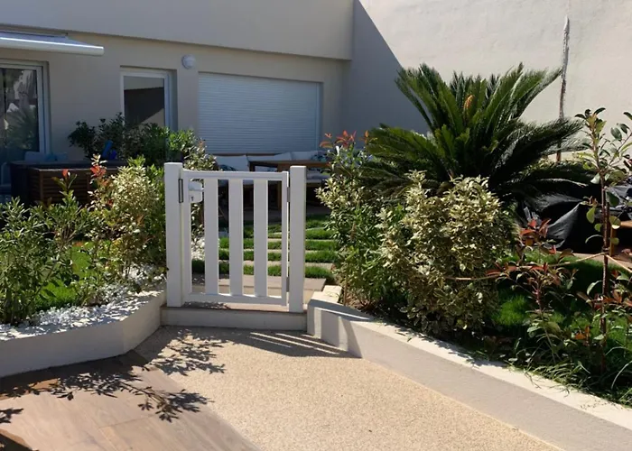 Daire Cap Neree Petit Coin De Paradis Pieds Dans L Eau *